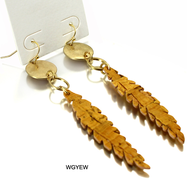LEATHER METAL FEATHER MULTI FISH ER(EF0118-ZE2047)
